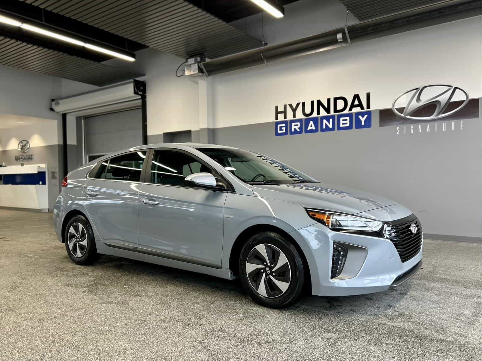 2019 Hyundai Ioniq Hybrid Essential - Image 1