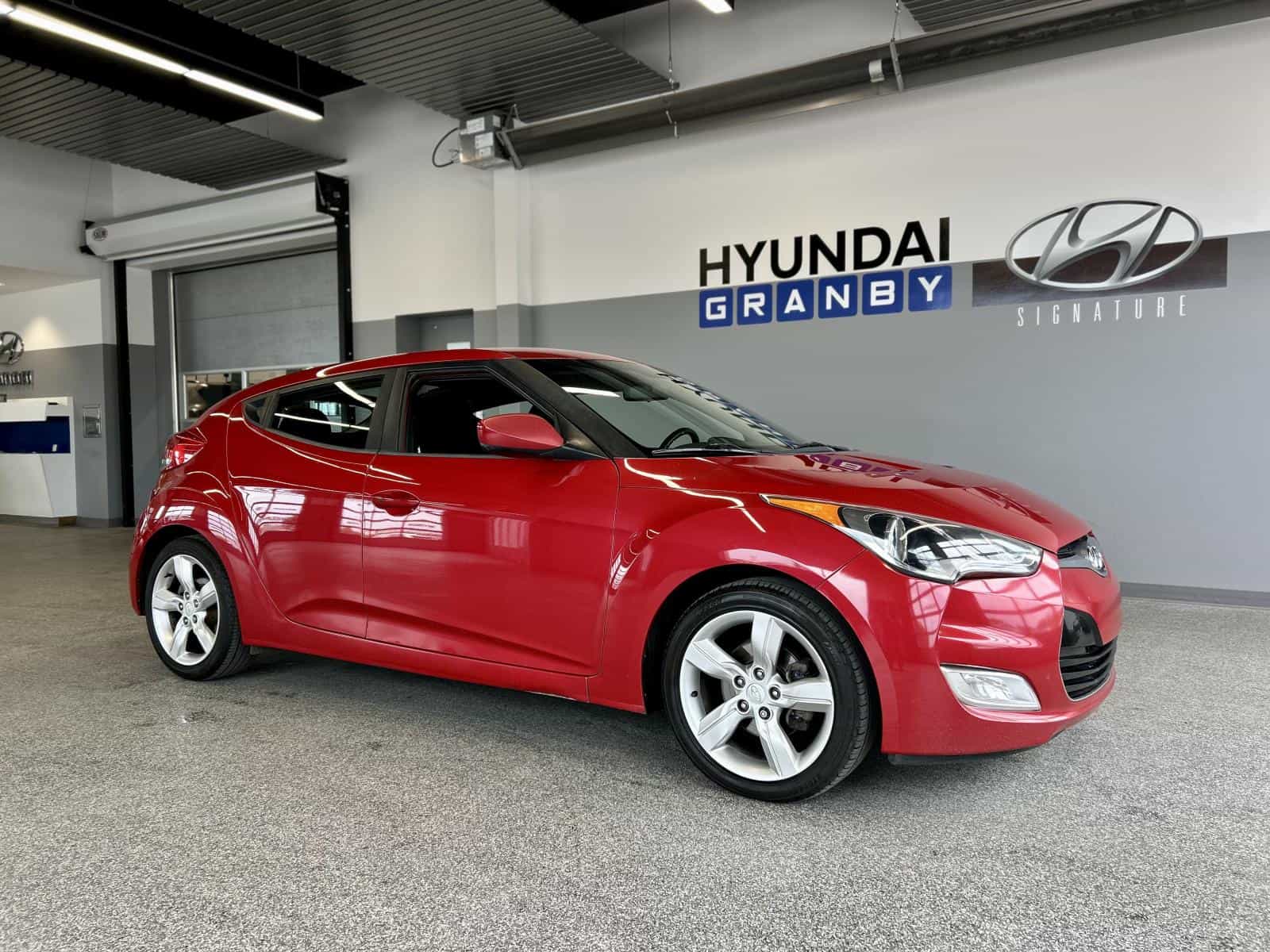 2014 Hyundai Veloster Base - Image 1